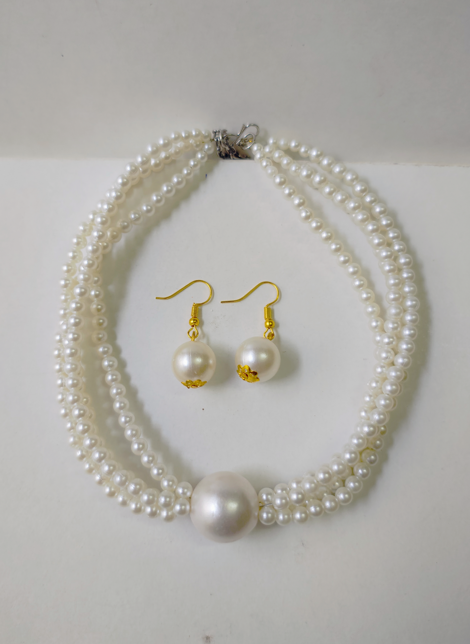 coral glow layered necklace for wedding
trendy pearl necklace india 2025
festive indian jewellery pearl coral