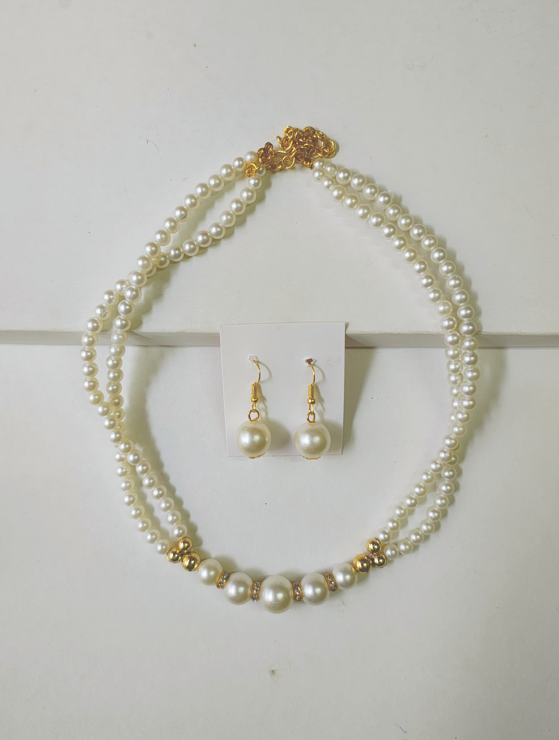 feather necklace
soft glam accessories
pastel jewellery India
romantic style necklace