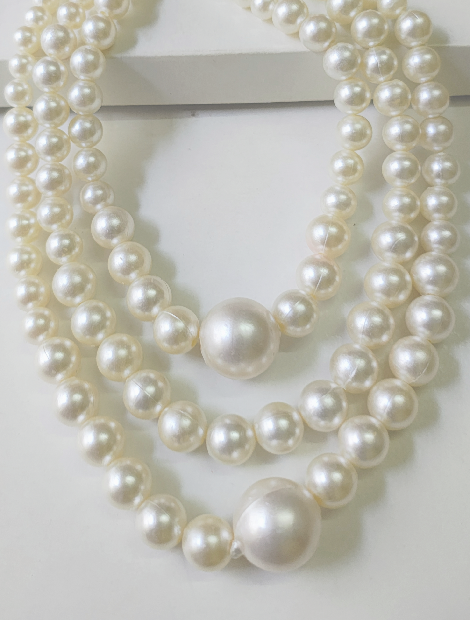 glowing pearl necklace
tropical celebration jewellery
indian wedding guest necklace
bold pearl choker